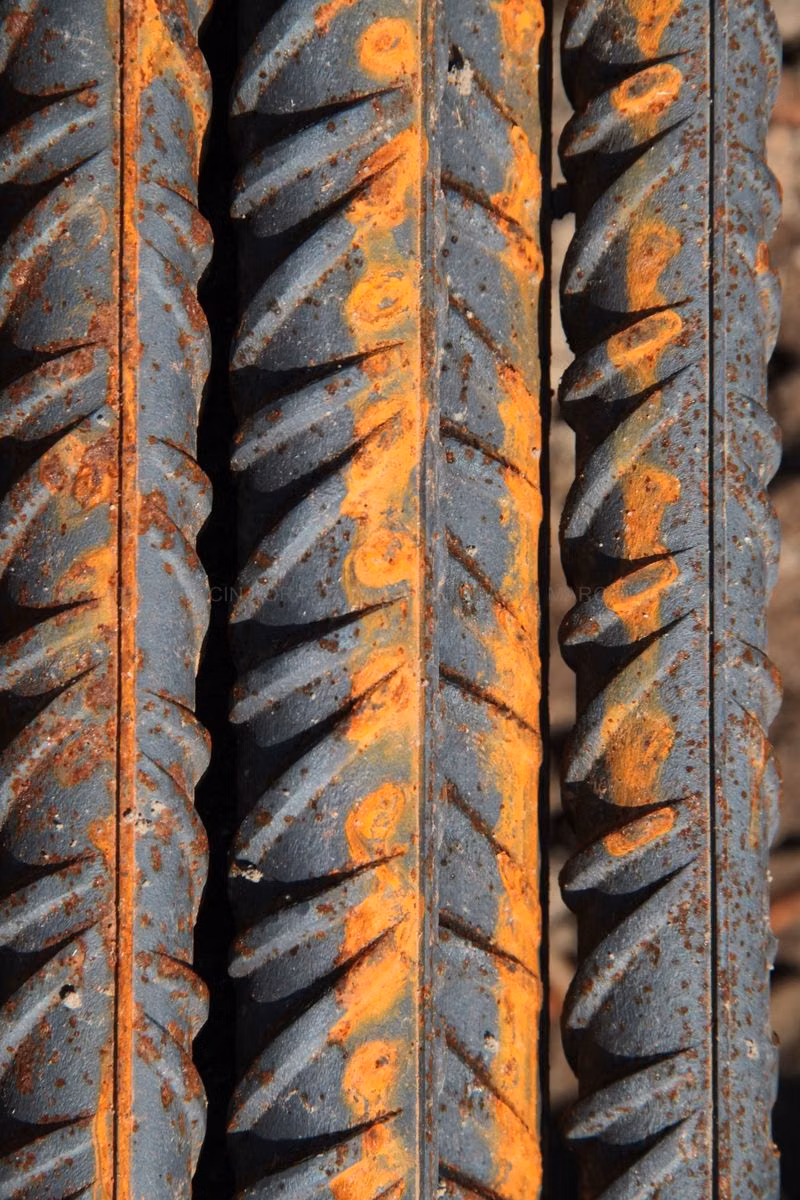exposed rebar construction close up photograph - III / foto: Marcin Boratyn