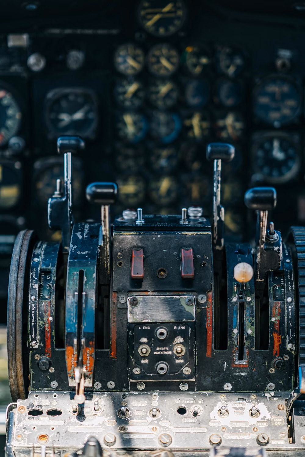 analog aerospace gauge panel close up photograph -